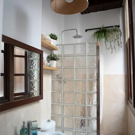 Cozy & Quiet In The Center Apartment Malaga