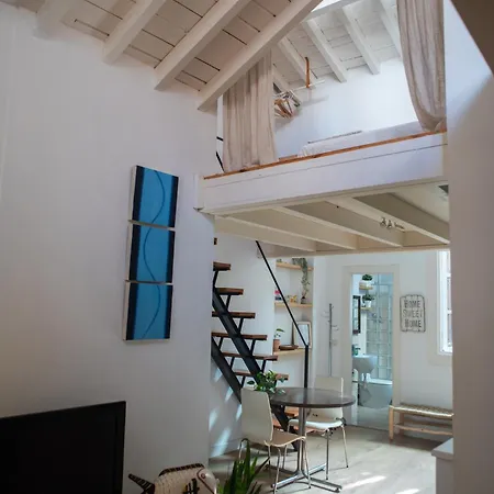 Apartment Cozy & Quiet In The Center Malaga
